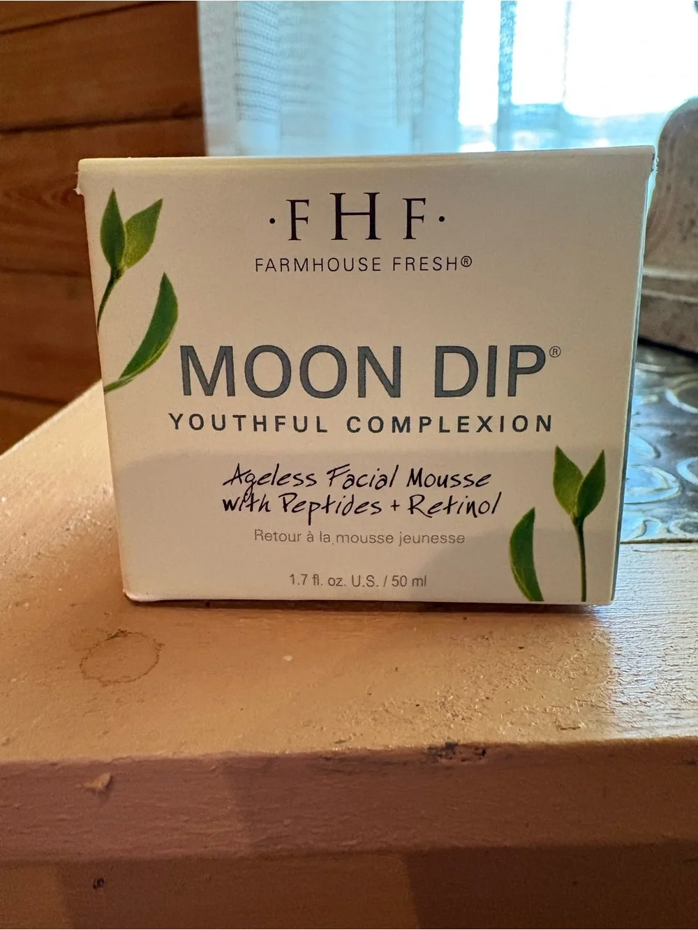 Farmhouse Fresh Moon Dip Youthful Complexion Ageless Facial Mousse - White
